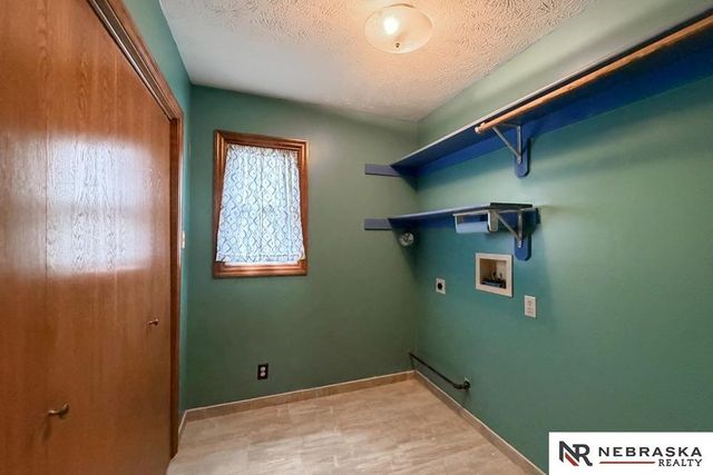 3924 S 155th Street, Omaha, NE 68144