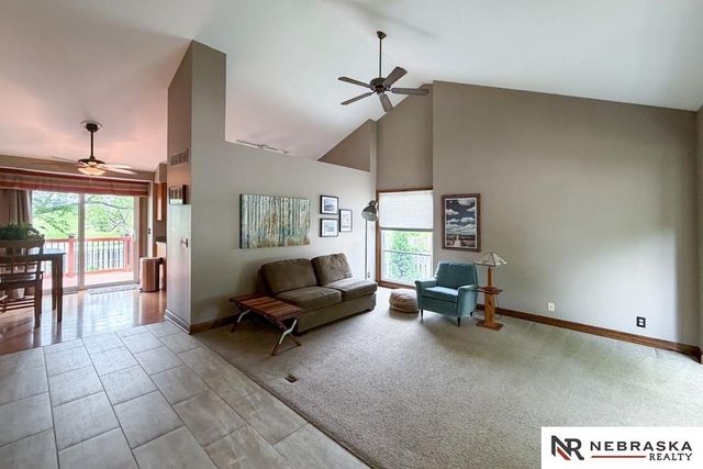 3924 S 155th Street, Omaha, NE 68144