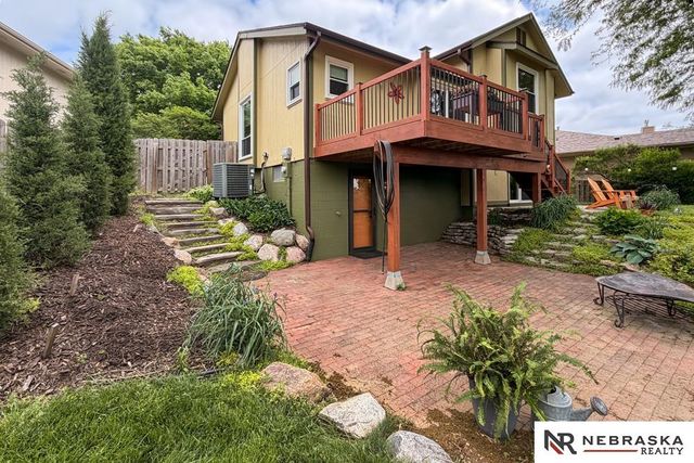 3924 S 155th Street, Omaha, NE 68144