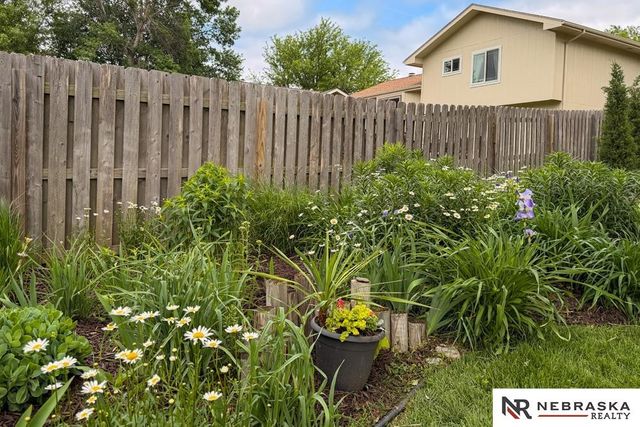 3924 S 155th Street, Omaha, NE 68144
