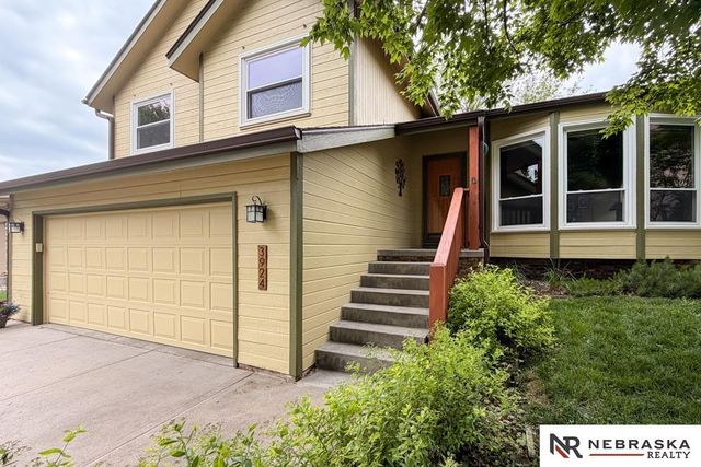 3924 S 155th Street, Omaha, NE 68144