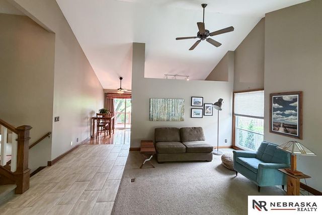 3924 S 155th Street, Omaha, NE 68144