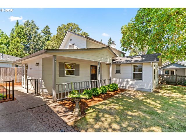 1572 HAPPY Ln, Eugene, OR 97401