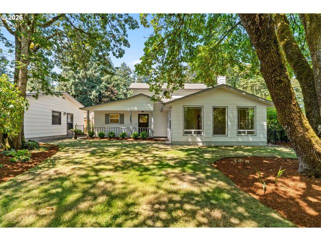 1572 HAPPY Ln, Eugene, OR 97401