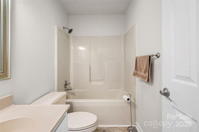 3973 Huntington Court, Denver, NC 28037