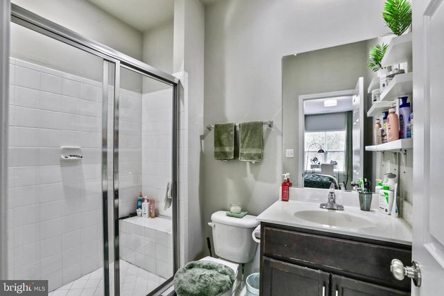 21077 ASHBURN HEIGHTS DR, Ashburn, VA 20148