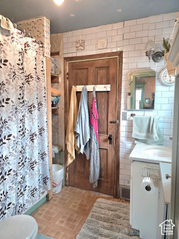 310 S MAIN ST, Orangeville, UT 84537