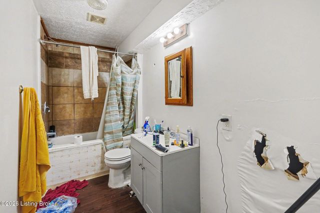 1818 Baird St, Louisville, KY 40203