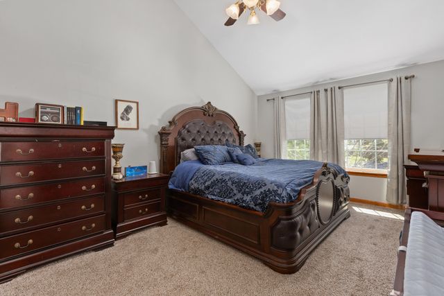 2715 Palladin Circle, Portage, IN 46368