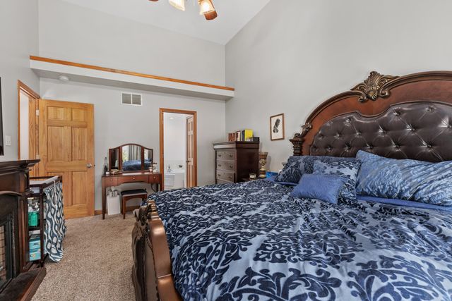 2715 Palladin Circle, Portage, IN 46368
