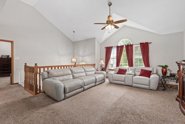 2715 Palladin Circle, Portage, IN 46368