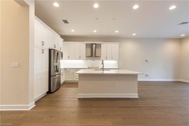 2691 Ridgecrest PL, Naples, FL 34112