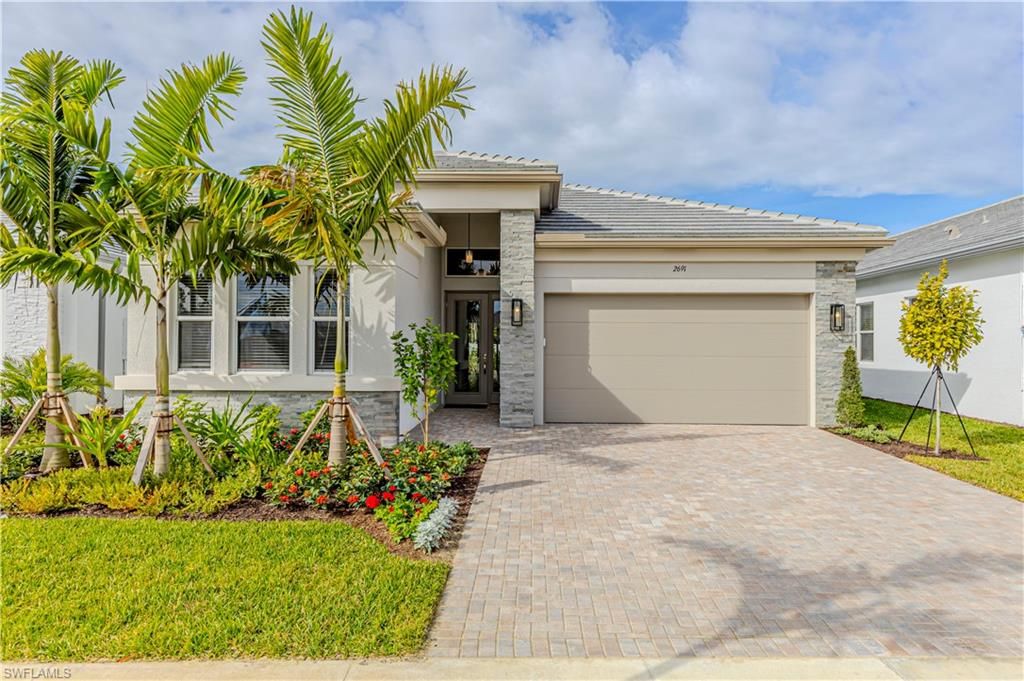 2691 Ridgecrest PL, Naples, FL 34112