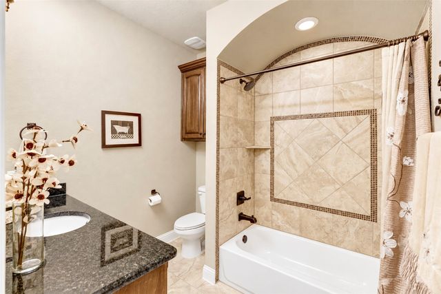9100 Northampton Drive, North Richland Hills, TX 76182
