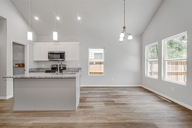 2511 Birdell Court, Fort Worth, TX 76105