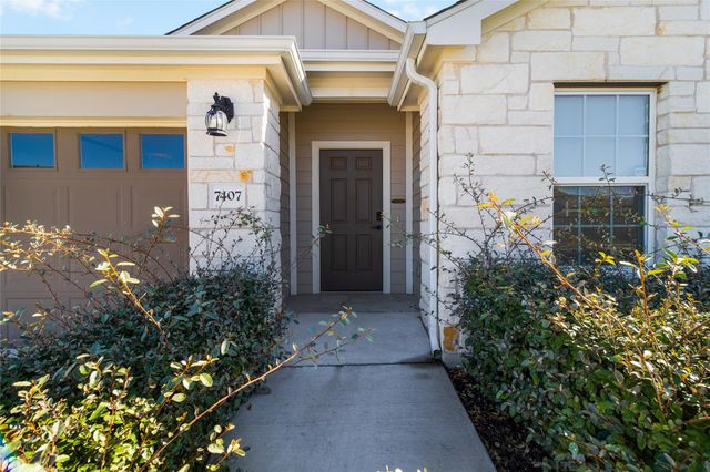 7407 Grenadine Bloom BND, Del Valle, TX 78617