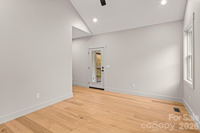 10 Overlook Place, Asheville, NC 28803