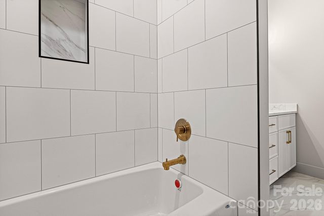 10 Overlook Place, Asheville, NC 28803