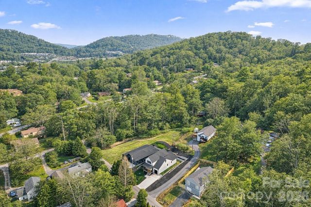 10 Overlook Place, Asheville, NC 28803