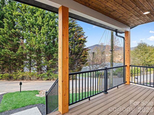 10 Overlook Place, Asheville, NC 28803