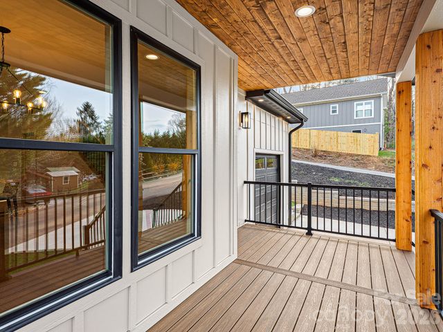 10 Overlook Place, Asheville, NC 28803