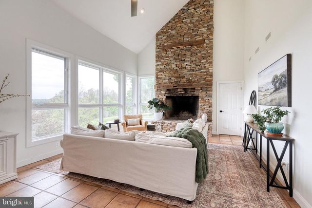 15701 HOME RD, Sparks Glencoe, MD 21152