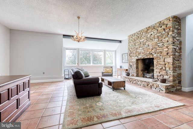 15701 HOME RD, Sparks Glencoe, MD 21152