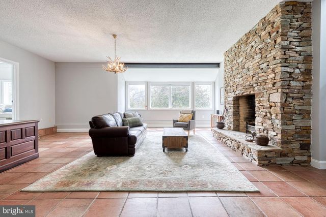 15701 HOME RD, Sparks Glencoe, MD 21152