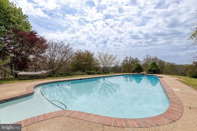 15701 HOME RD, Sparks Glencoe, MD 21152