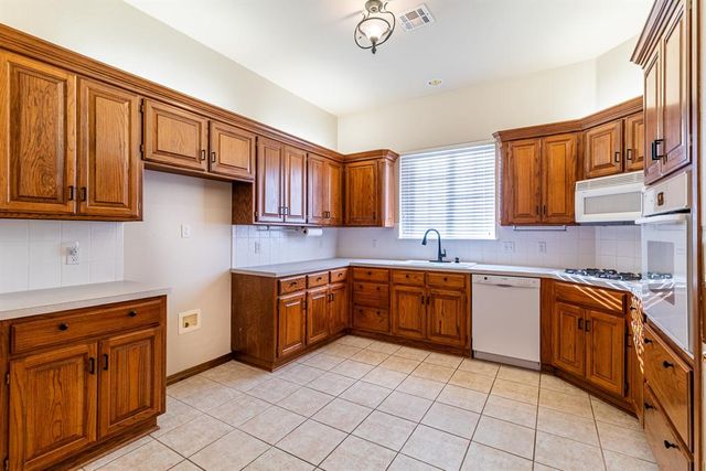 7204 Niblick Way, Edmond, OK 73025