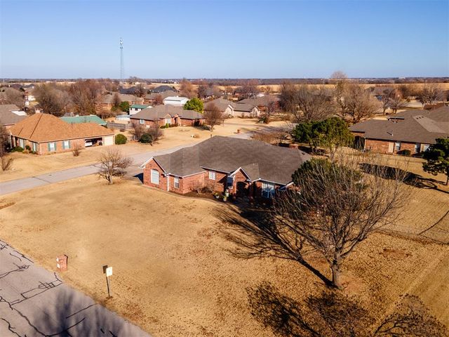 7204 Niblick Way, Edmond, OK 73025