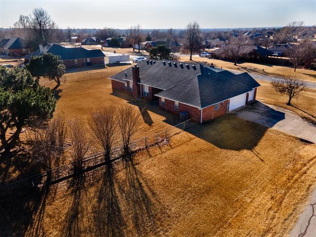 7204 Niblick Way, Edmond, OK 73025