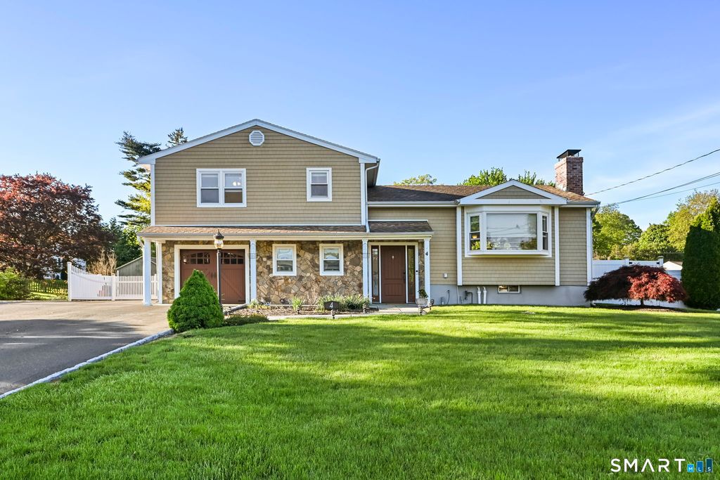 4 Dairy Farm Road, Norwalk, CT 06851
