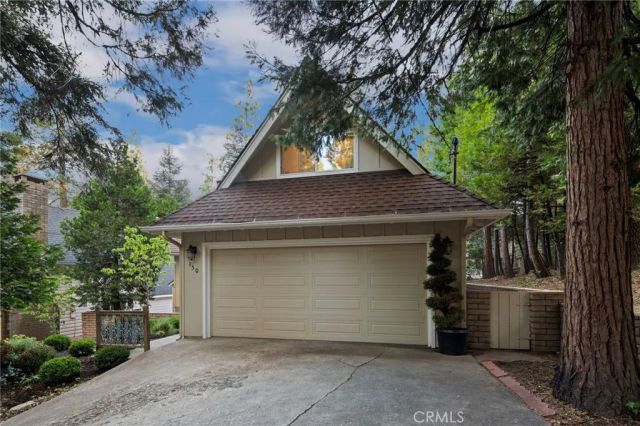 150 Marshall Road, Lake Arrowhead, CA 92352