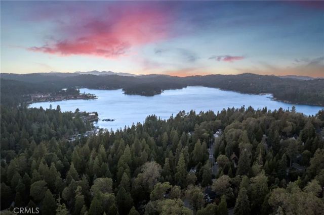 150 Marshall Road, Lake Arrowhead, CA 92352