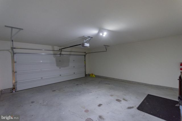 72 CASSATT LN, Martinsburg, WV 25401