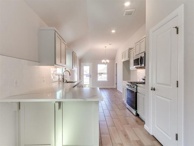 1113 SW 139th Terrace, Oklahoma City, OK 73170