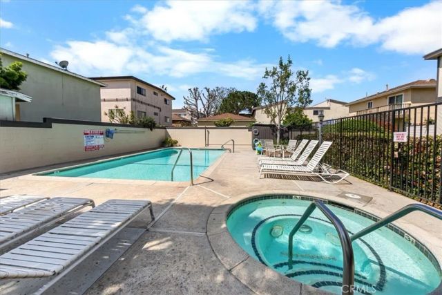2120 Dufour 6, Redondo Beach, CA 90278