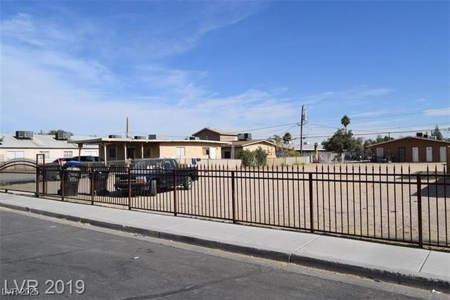 2404 Bassler Street, North Las Vegas, NV 89030