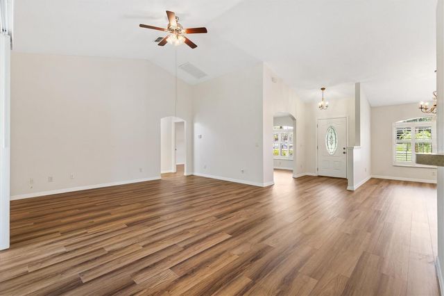 13560 SE 101ST TERRACE, Belleview, FL 34420