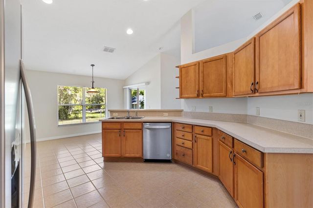 13560 SE 101ST TERRACE, Belleview, FL 34420