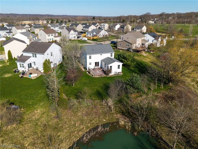 211 Burkdale Court, Wadsworth, OH 44281