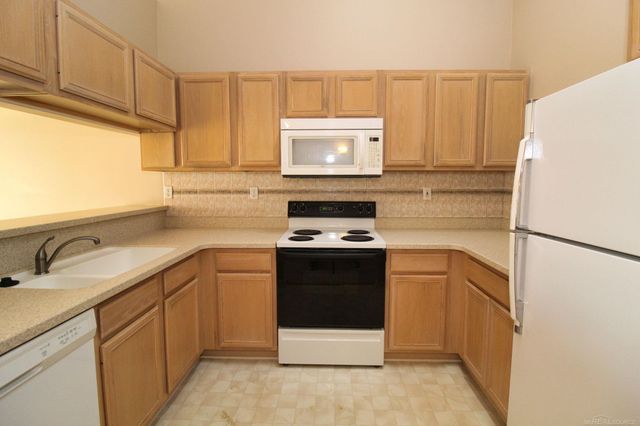 15568 Austin Court, Clinton Twp, MI 48035