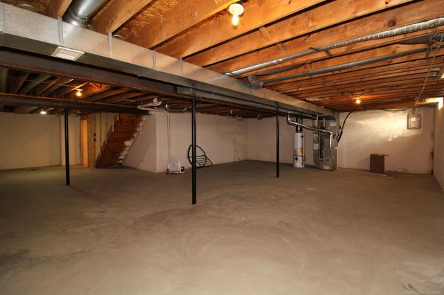 15568 Austin Court, Clinton Twp, MI 48035