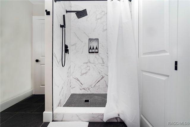 721 N Country Club Drive, Crystal River, FL 34429