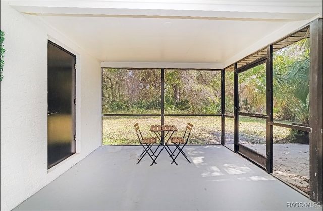 721 N Country Club Drive, Crystal River, FL 34429