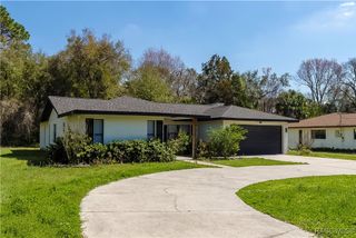 721 N Country Club Drive, Crystal River, FL 34429