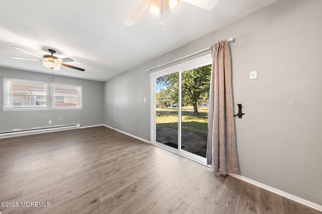 25 S Seas Court, Barnegat, NJ 08005