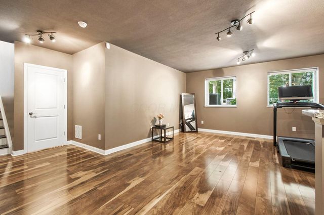 272 Coal Bend, Delaware, OH 43015