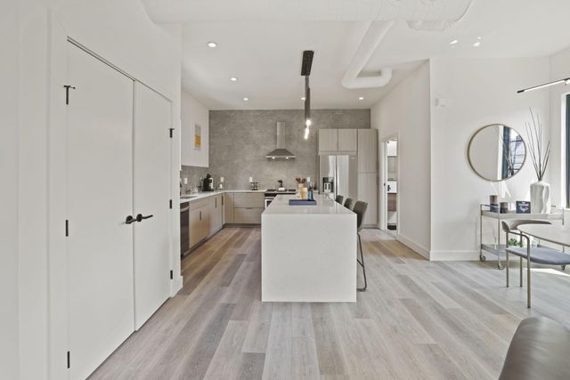 466 South Lane, 466, Columbus, OH 43206